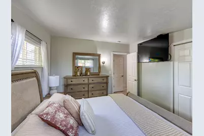 1506 W Stanford St N, Layton, UT 84041 - Photo 15