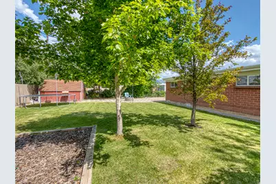 1506 W Stanford St N, Layton, UT 84041 - Photo 21