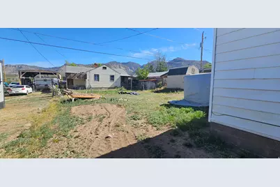 171 Berkley Ave, East Carbon, UT 84520 - Photo 31