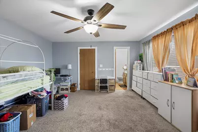 2427 W 5025 S, Roy, UT 84067 - Photo 11