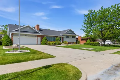 221 E 800 N, Tremonton, UT 84337 - Photo 3