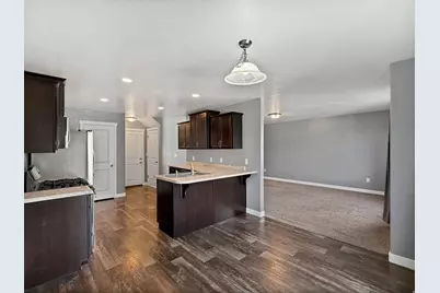 15152 S Gallant Dr, Bluffdale, UT 84065 - Photo 7
