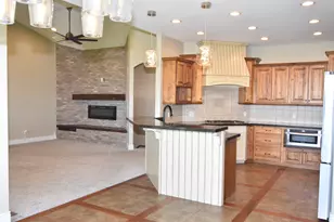 6 W Salem Hills Dr S, Elk Ridge, UT 84651 - Photo 23
