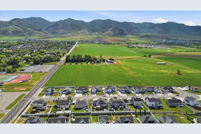 653 S 380 E, Smithfield, UT 84335 - Photo 73