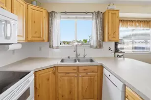 2647 W 2300 S, Syracuse, UT 84075 - Photo 11