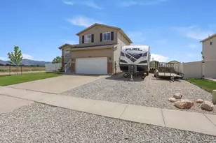 2647 W 2300 S, Syracuse, UT 84075 - Photo 3