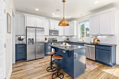 7852 N Sagebrush Ln, Eagle Mountain, UT 84005 - Photo 17