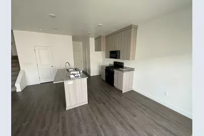 10 S 410 W, Providence, UT 84332 - Photo 5