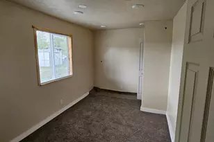 227 E 100 S, Duchesne, UT 84021 - Photo 25