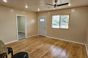 227 E 100 S, Duchesne, UT 84021 - Photo 3