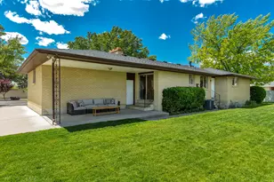 1318 W 5000 S, Taylorsville, UT 84123 - Photo 41