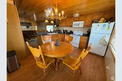 738 E Vanessa Ln, Garden City, UT 84028 - Photo 9