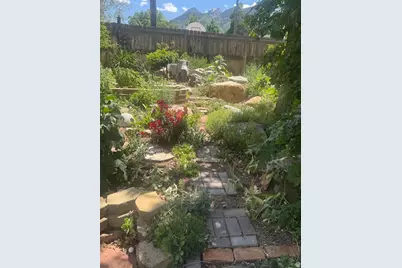 7211 S 2980 E, Cottonwood Heights, UT 84121 - Photo 5