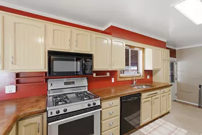 378 W 200 S, Bountiful, UT 84010 - Photo 9