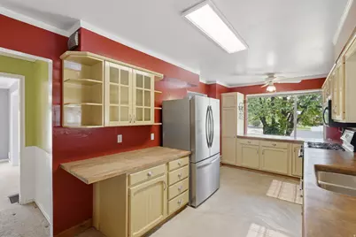 378 W 200 S, Bountiful, UT 84010 - Photo 13