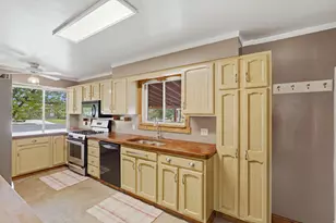 378 W 200 S, Bountiful, UT 84010 - Photo 11