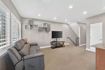 4268 S Main St, Murray, UT 84107 - Photo 11