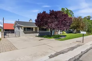 877 N 700 W, Provo, UT 84604 - Photo 5