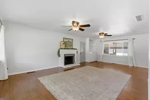 877 N 700 W, Provo, UT 84604 - Photo 9