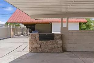 877 N 700 W, Provo, UT 84604 - Photo 31