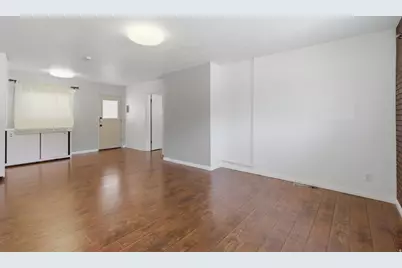 877 N 700 W, Provo, UT 84604 - Photo 17