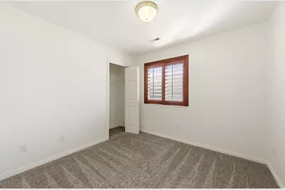 7792 N Kookaburra Ct, Eagle Mountain, UT 84005 - Photo 17