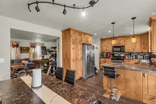 104 S Santa Rita Pl, West Jordan, UT 84088 - Photo 3