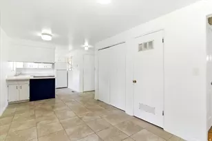 878 N Garnet E, Layton, UT 84041 - Photo 7
