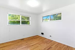 878 N Garnet E, Layton, UT 84041 - Photo 17