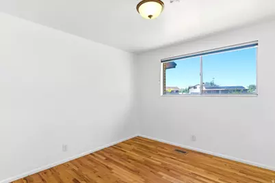878 N Garnet E, Layton, UT 84041 - Photo 15