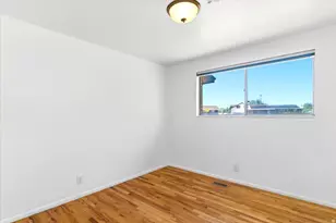 878 N Garnet E, Layton, UT 84041 - Photo 15