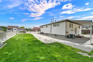 3068 S 8000 W, Magna, UT 84044 - Photo 23
