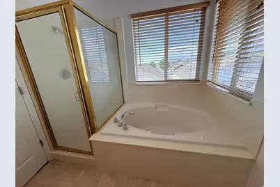 938 W 1520 N, Clinton, UT 84015 - Photo 13