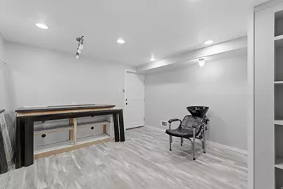 223 W Wildwood Dr, Saratoga Springs, UT 84045 - Photo 41