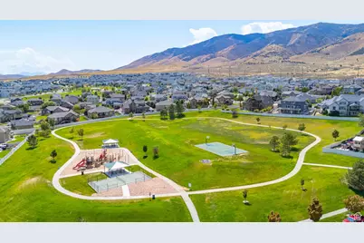 223 W Wildwood Dr, Saratoga Springs, UT 84045 - Photo 59