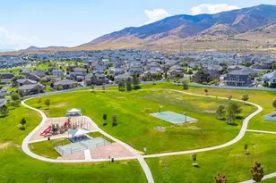 223 W Wildwood Dr, Saratoga Springs, UT 84045 - Photo 59