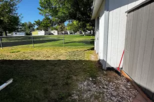 5075 W 4700 S, Kearns, UT 84118 - Photo 31