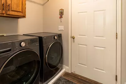 1828 W 1400 N, Clinton, UT 84015 - Photo 17