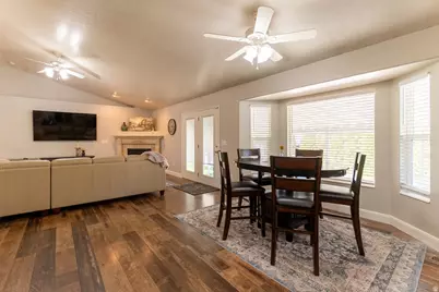 1828 W 1400 N, Clinton, UT 84015 - Photo 7