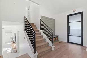 11462 S Hidden Valley Blvd E, Sandy, UT 84092 - Photo 3
