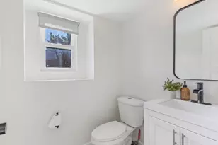 11462 S Hidden Valley Blvd E, Sandy, UT 84092 - Photo 19