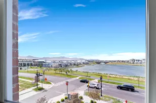 4621 W Daybreak Pkwy, South Jordan, UT 84009 - Photo 9
