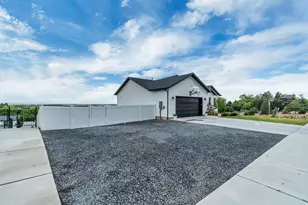 629 W Elberta Dr, Pleasant View, UT 84414 - Photo 37