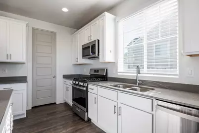 937 E 1850 N, North Ogden, UT 84414 - Photo 5