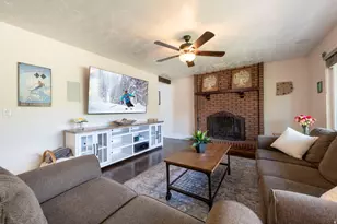 10032 S Blossom Dr, Sandy, UT 84092 - Photo 23