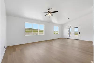 2406 W 1150 N, Tremonton, UT 84337 - Photo 25