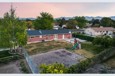2478 W Long Meadow Dr S, Taylorsville, UT 84129 - Photo 39