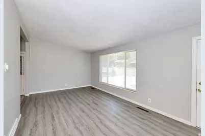 1272 Cook St, Ogden, UT 84404 - Photo 9