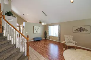 157 W Clay Park Dr S, Murray, UT 84107 - Photo 5
