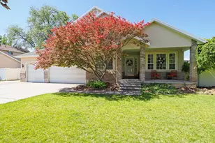 157 W Clay Park Dr S, Murray, UT 84107 - Photo 1